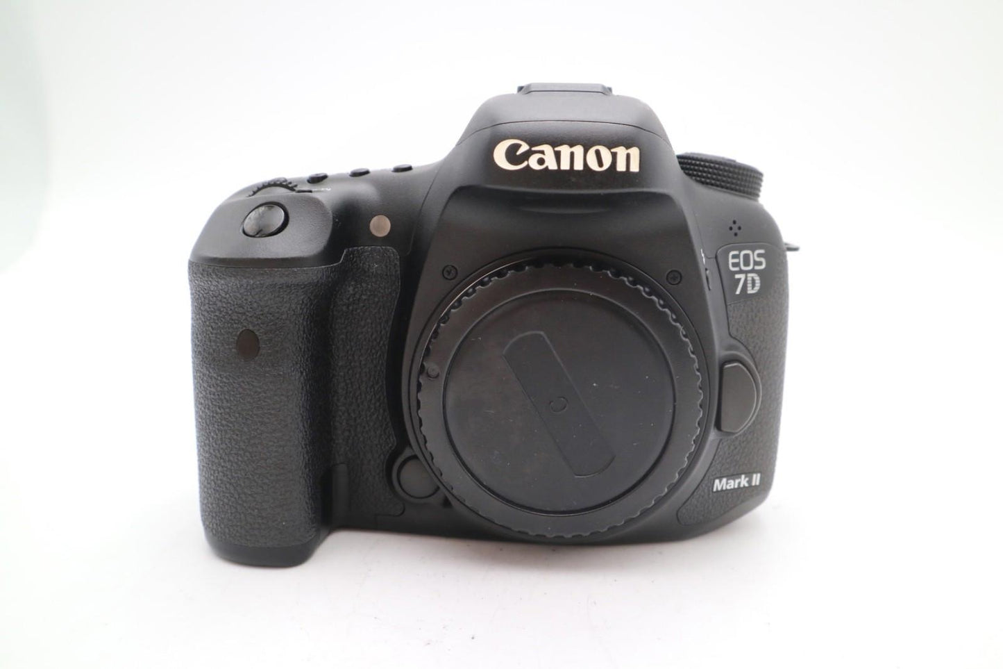 Canon EOS 7D Mark II DSLR Camera 20.2MP Body Only Shutter Count 9%, Good Cond.