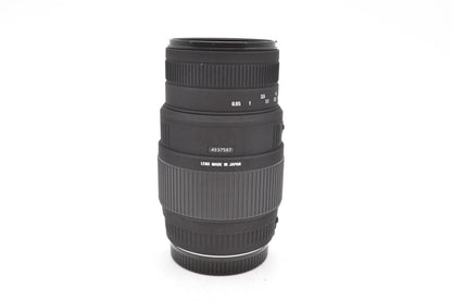 Sigma 70-300mm f/4-5.6 Lens Zoom Macro, Telephoto for Canon, Very Good Cond.