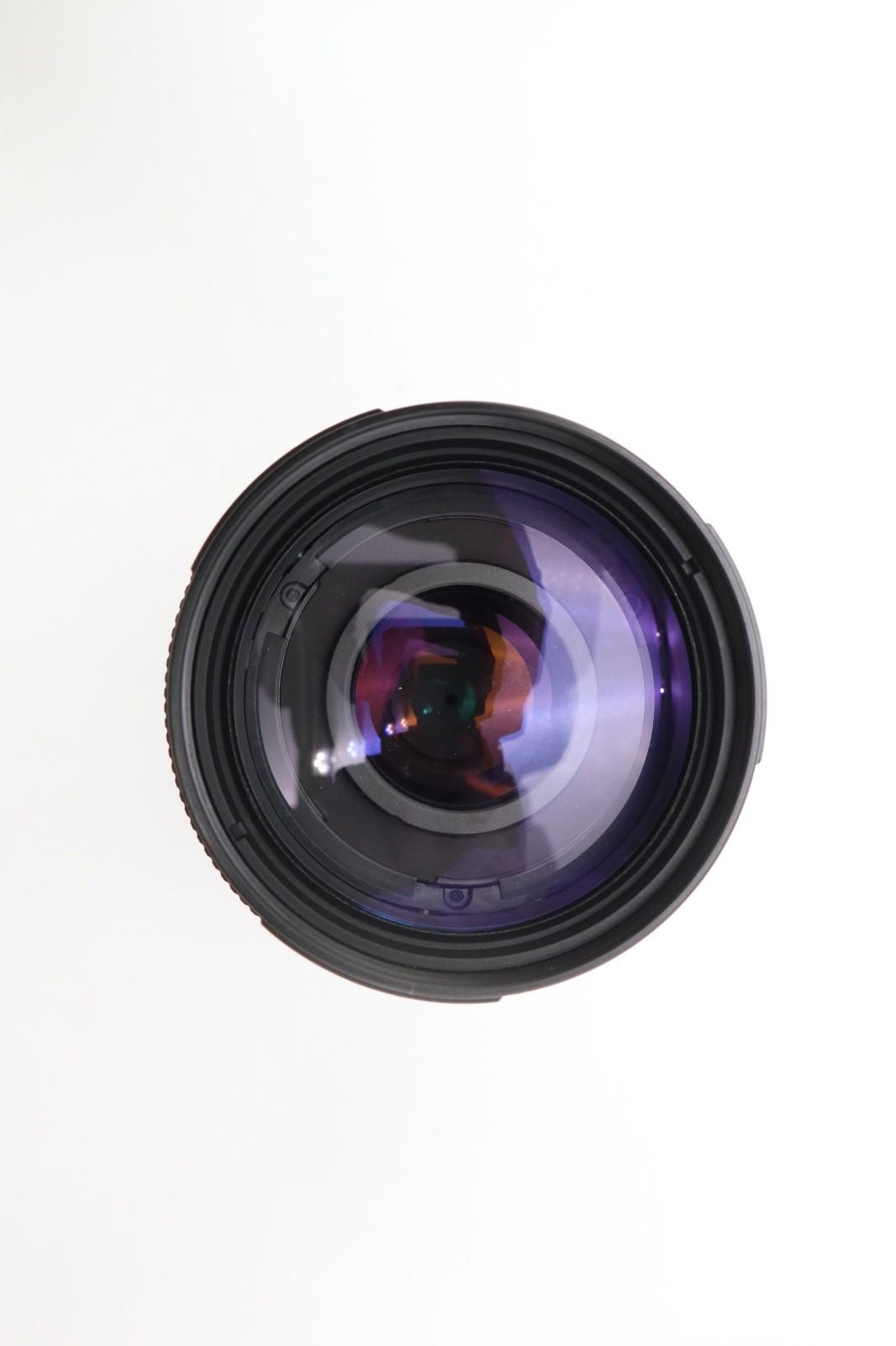 Nikon 70-300mm Telephoto Lens F4.0-5.6 G Nikkor AF Full Frame, Good Condition