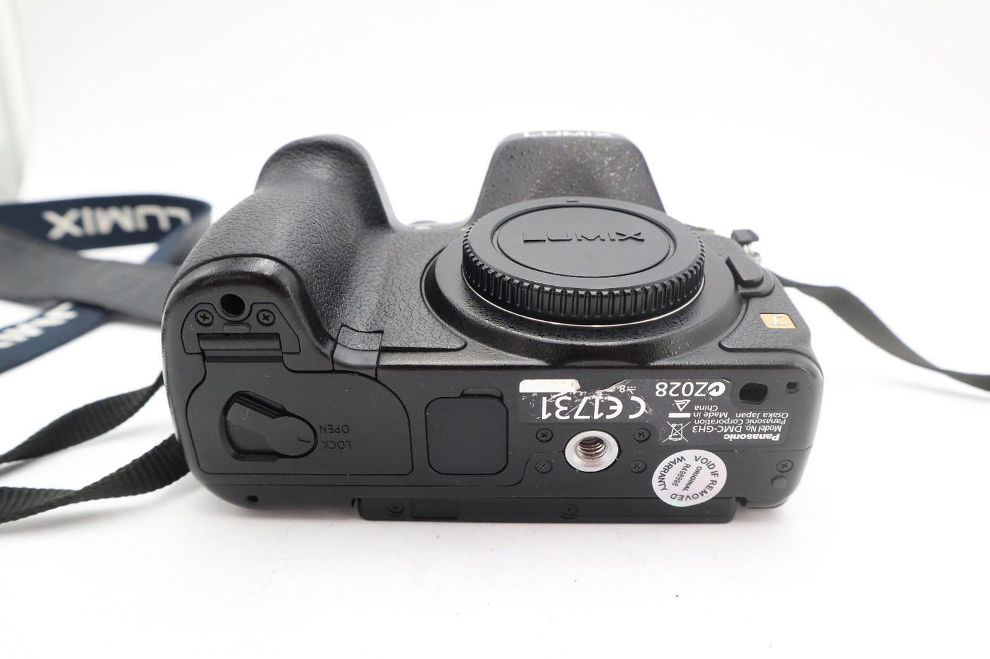Panasonic GH3 Mirrorless Camera 16MP Body Only Shutter Count 4514 G. REFURBISHED