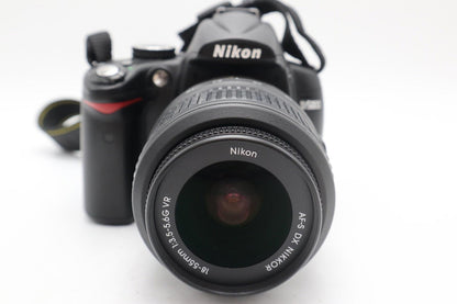 Nikon D5000 DSLR Camera 12.3MP Kit with 18-55mm Shutter Count 2573, REFURBISHED