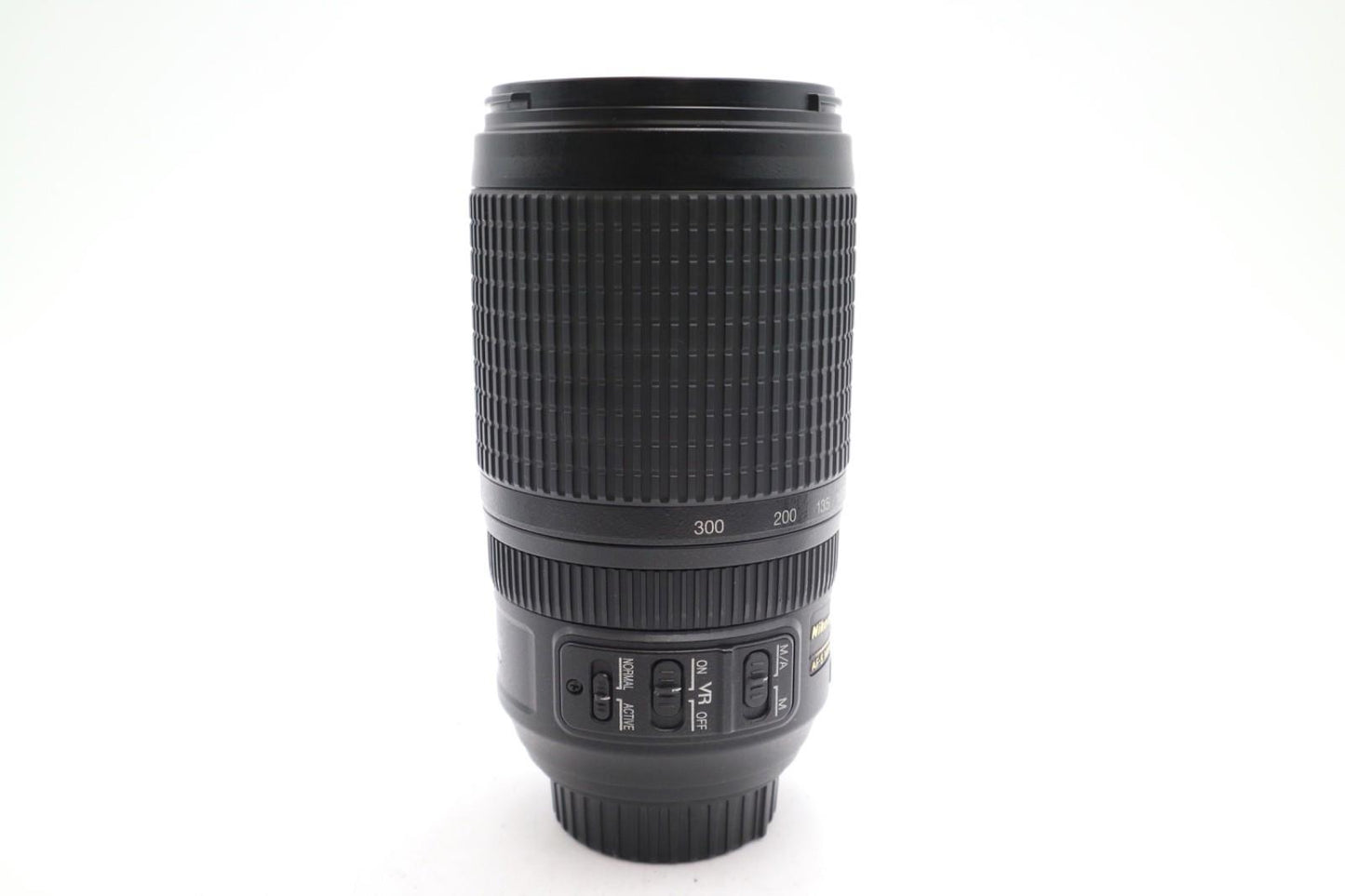 Nikon 70-300mm Telephoto Lens F4.5-5.6 G VR Full Frame Stabilised Good Condition
