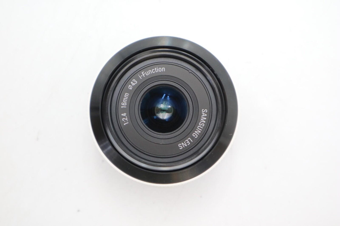 Samsung NX 16mm Lens f/2.4 Very Sharp Prime Wide Angle Pancake Lens, Good Cond.