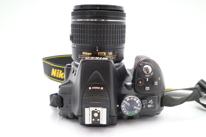 Nikon D5300 DSLR Camera + 18-55mm Lens | Good Refurbished | 12M Warranty