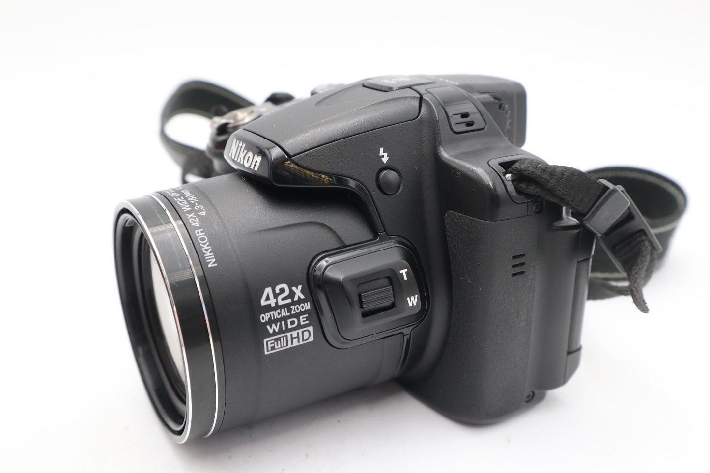 Nikon P520 Bridge Camera 18.1MP, 42x Optical Zoom, Good Condition