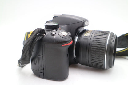 Nikon D3200 DSLR Camera 24.2MP with 18-55mm, Shutter Count 5042, Good Condition