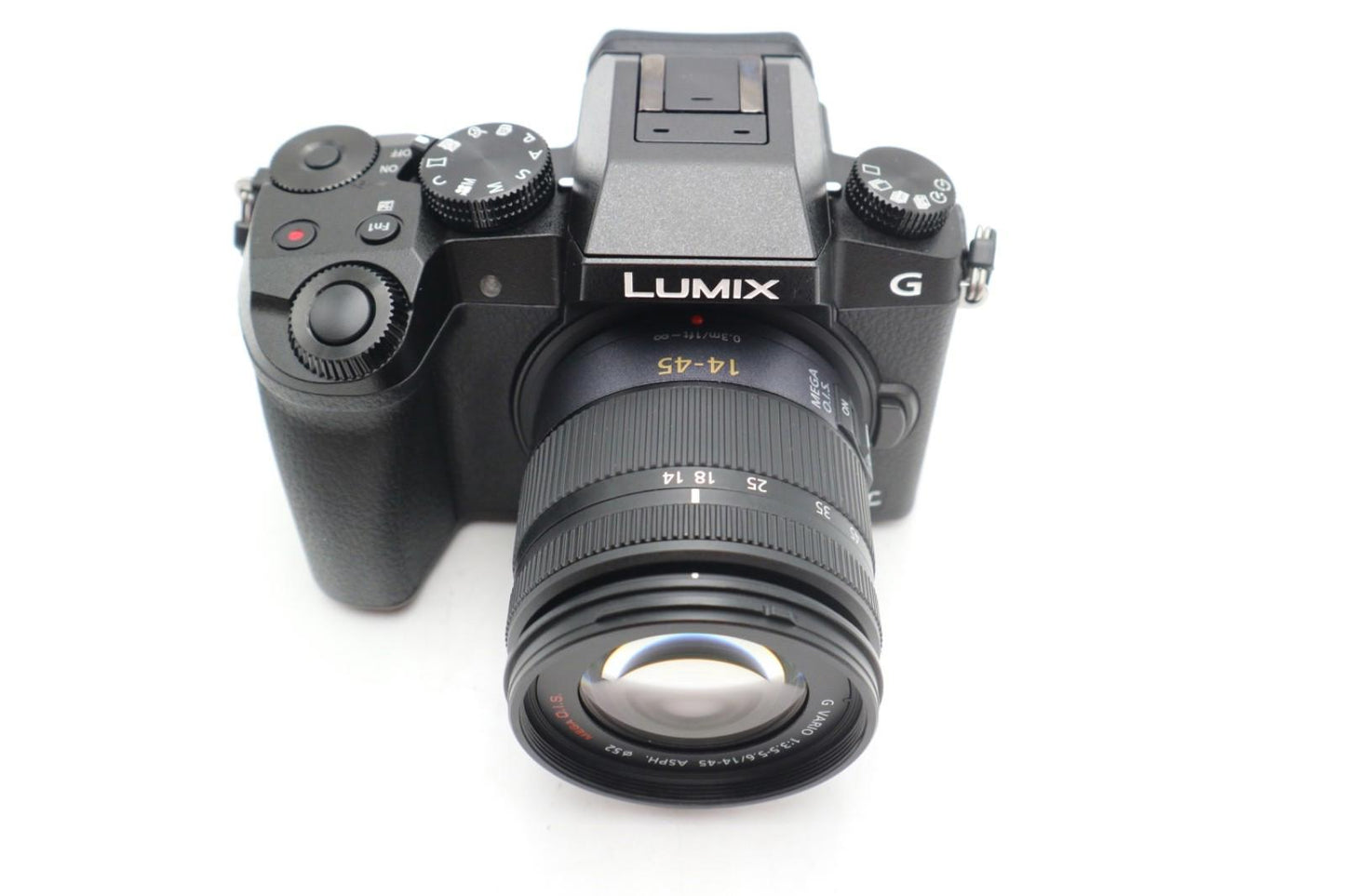 Panasonic G7 Mirrorless Camera 16MP with 14-45mm, Shutter Count 1264 REFURBISHED
