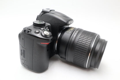 Nikon D5000 DSLR Camera 12.3MP Kit with 18-55mm, Shutter Count 13281, Good Cond.