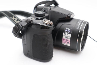 Nikon P520 Bridge Camera 18.1MP, 42x Optical Zoom, Very Good REFURBISHED