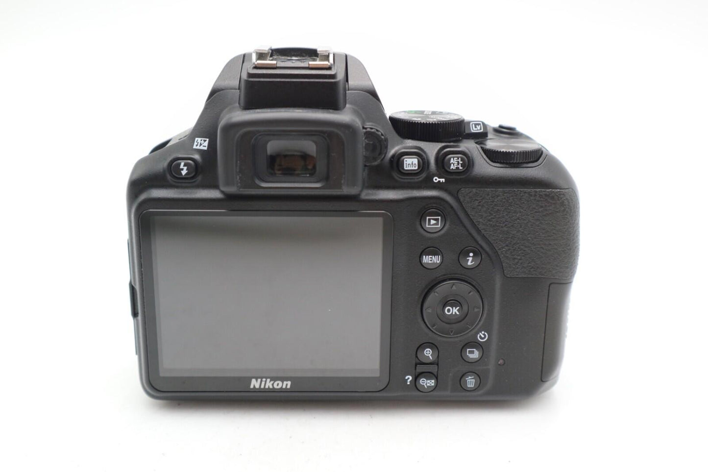 Nikon D3500 DSLR Camera 24.2MP with 18-55mm, Shutter Count 4716 V.G. REFURBISHED
