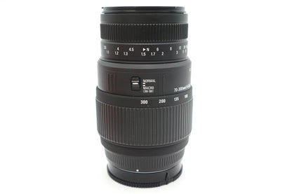 Sigma 70-300mm Telephoto Lens f/4-5.6 DG Zoom Macro for Sony, Good Condition