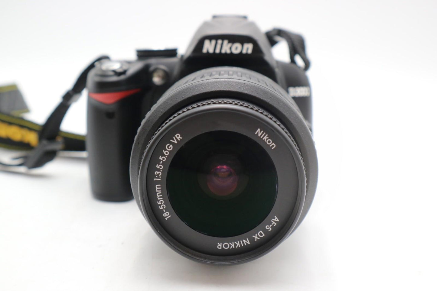 Nikon D3100 DSLR Camera 14.2MP with 18-55mm, Shutter Count 3839, Very Good Cond.