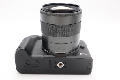 Canon M50 24MP Camera kit with 18-55mm STM Lens, 1000 Shutter Count REFURBISHED