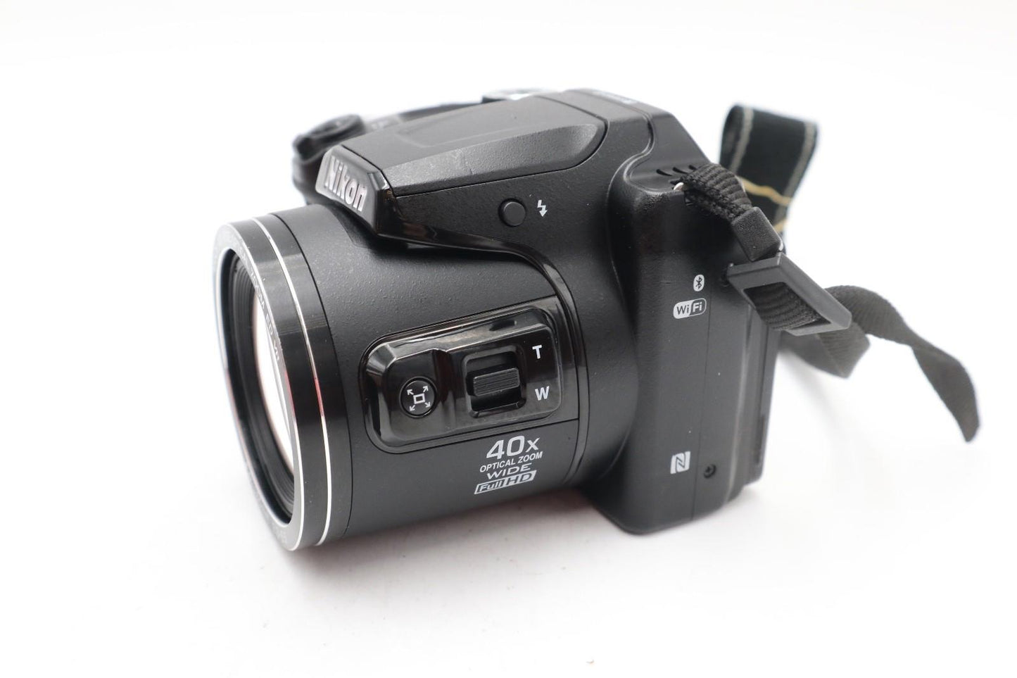 Nikon B500 Bridge Camera 16.0MP, 40x Optical Zoom, Bluetooth, Wi-Fi, V. G. Cond.