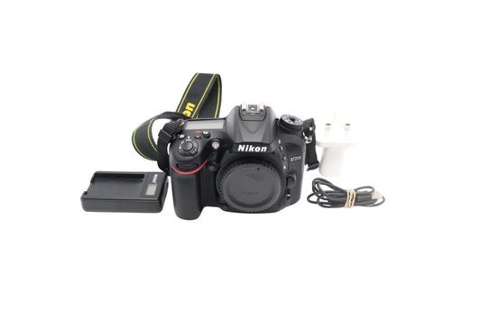Nikon D7200 DSLR Camera 24.2MP Body Only Shutter Count 911 Excellent REFURBISHED