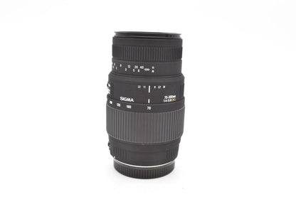 Sigma 70-300mm f/4-5.6 Lens Zoom Macro, Telephoto for Canon, Very Good Cond.