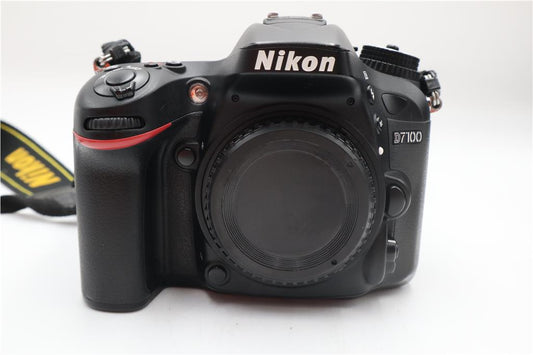 Nikon D7100 DSLR Camera 24.1MP Body Only, Shutter C. 13%, Very Good Refurbished