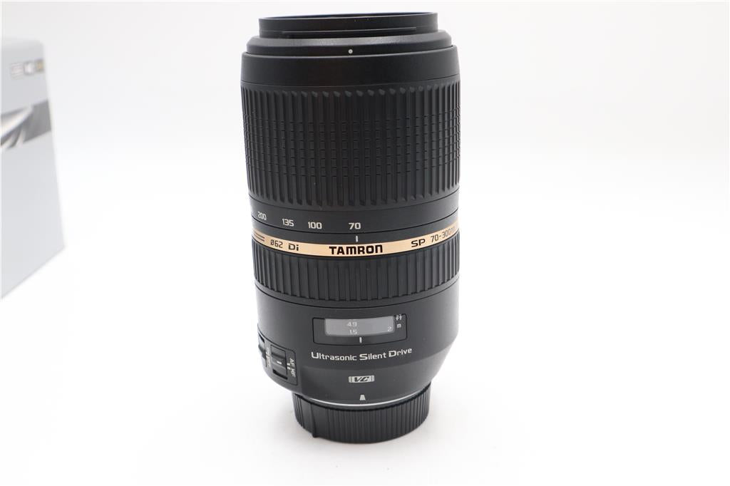 Tamron 70-300mm Telephoto Lens f/4-5.6 USD VC Stabilised For Nikon, V. Good Cond