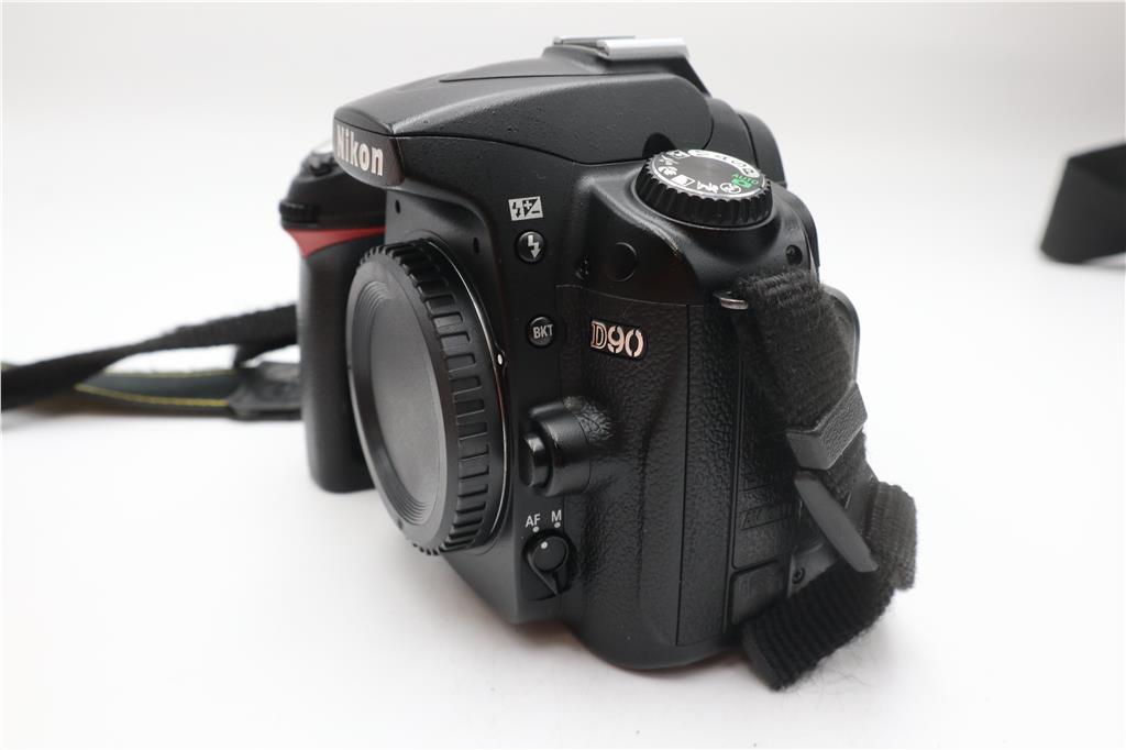 Nikon D90 DSLR Camera 12.3MP Body Only, Shutter Count 19244, Good Condition