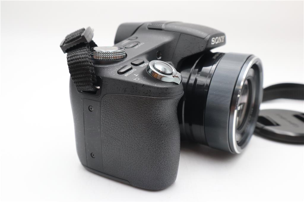 Sony Cyber-Shot DSC-HX100V Camera 16.2MP, Digital Bridge, 30x Zoom, Good Conditi