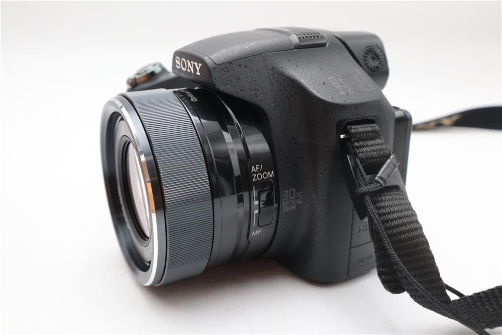Sony Cyber-Shot DSC-HX100V Camera 16.2MP, Digital Bridge, 30x Zoom, Good Conditi