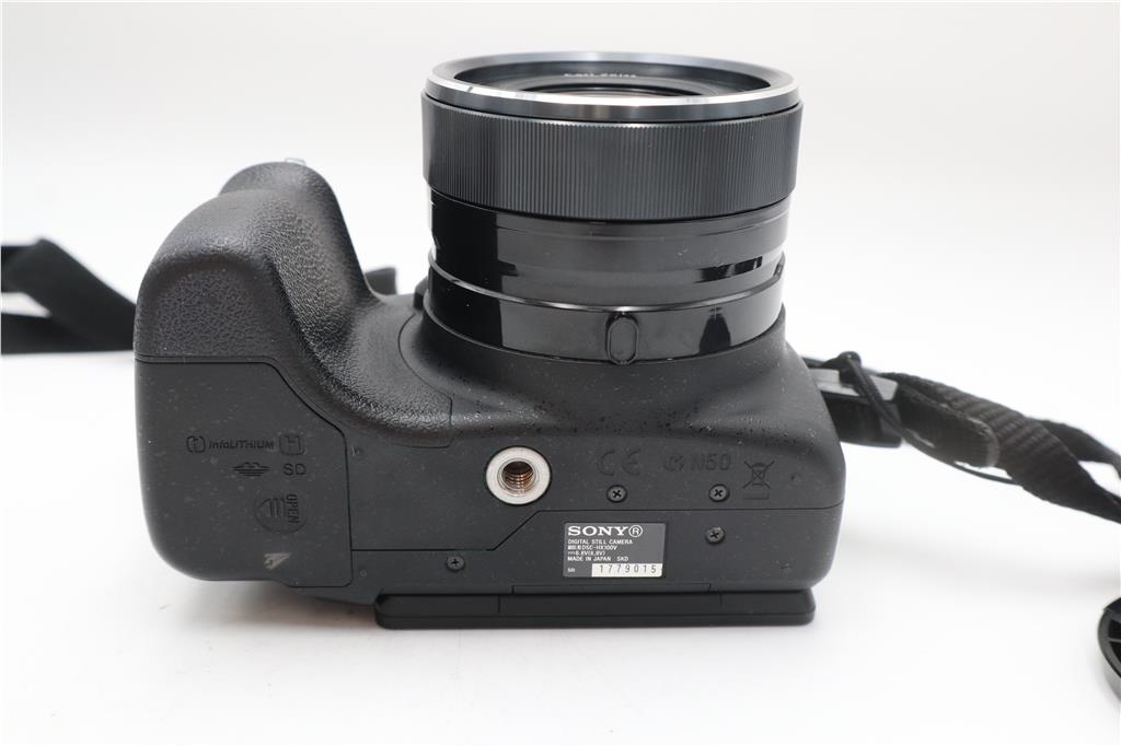 Sony Cyber-Shot DSC-HX100V Camera 16.2MP, Digital Bridge, 30x Zoom, Good Conditi