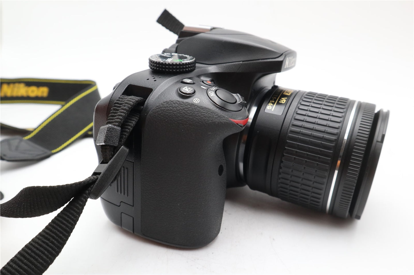 Nikon D3400 DSLR Camera 24.2MP with Nikon 18-55mm f3.5-5.6 AF-P VR Lens, G. Cond