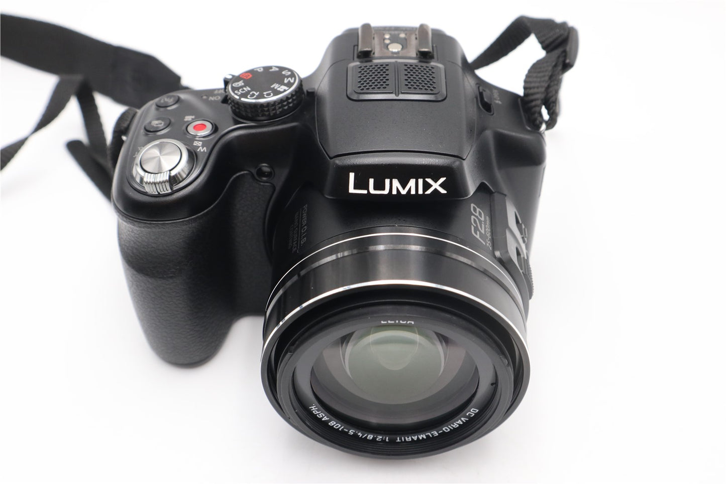 Panasonic LUMIX DMC-FZ200 Camera 12.1 MP, 24x Zoom, Digital Bridge, Good Cond.