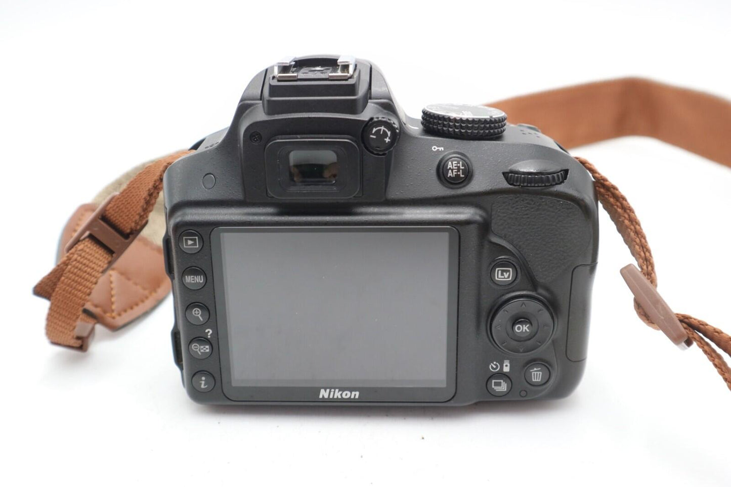 Nikon D3300 DSLR Camera 24.2MP with 18-55mm 1 Year Warranty, Very Good Condition