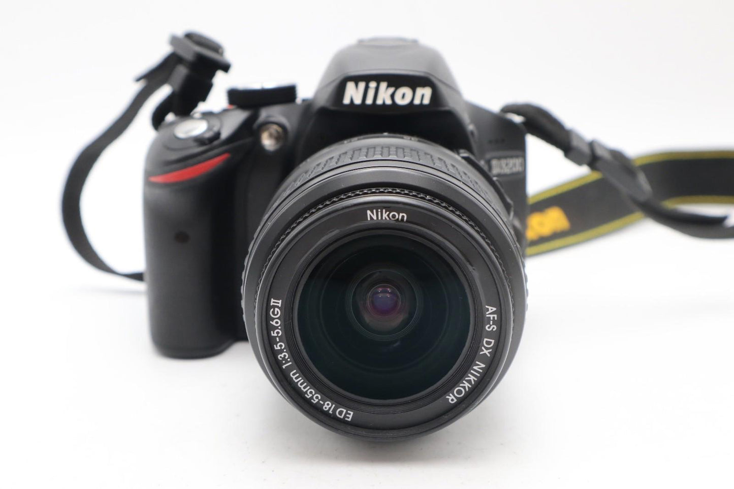 Nikon D3200 DSLR Camera 24.2MP with 18-55mm, Shutter Count 4785, V.G. Condition