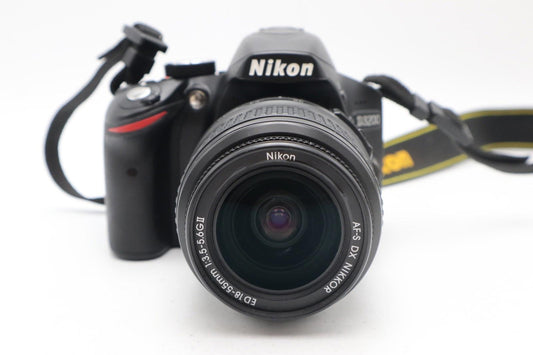 Nikon D3200 DSLR Camera 24.2MP with 18-55mm, Shutter Count 4785, V.G. Condition