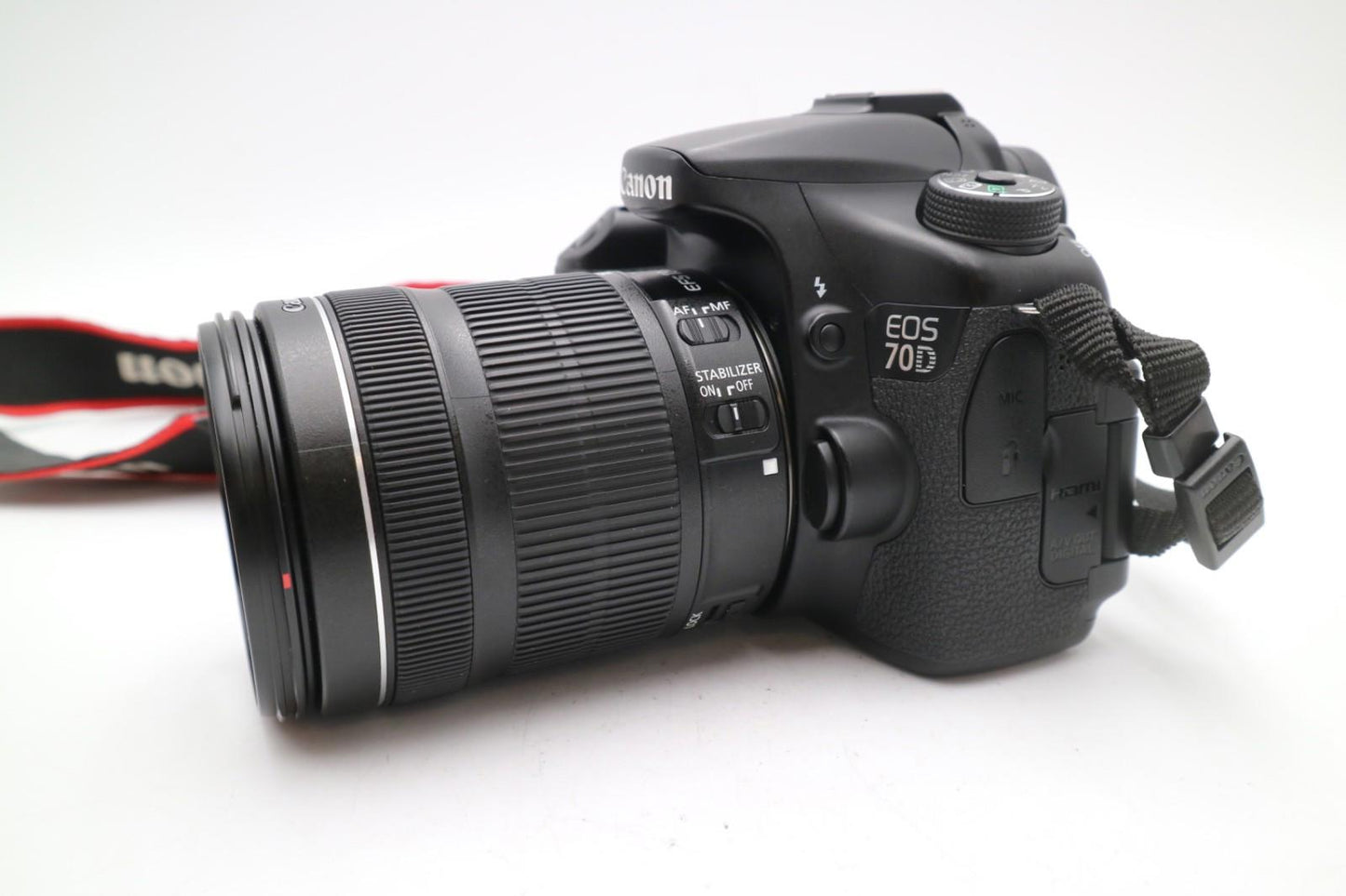 Canon 70D DSLR Camera 20.2MP with 18-135mm STM Shutter C. 14745 Good REFURBISHED