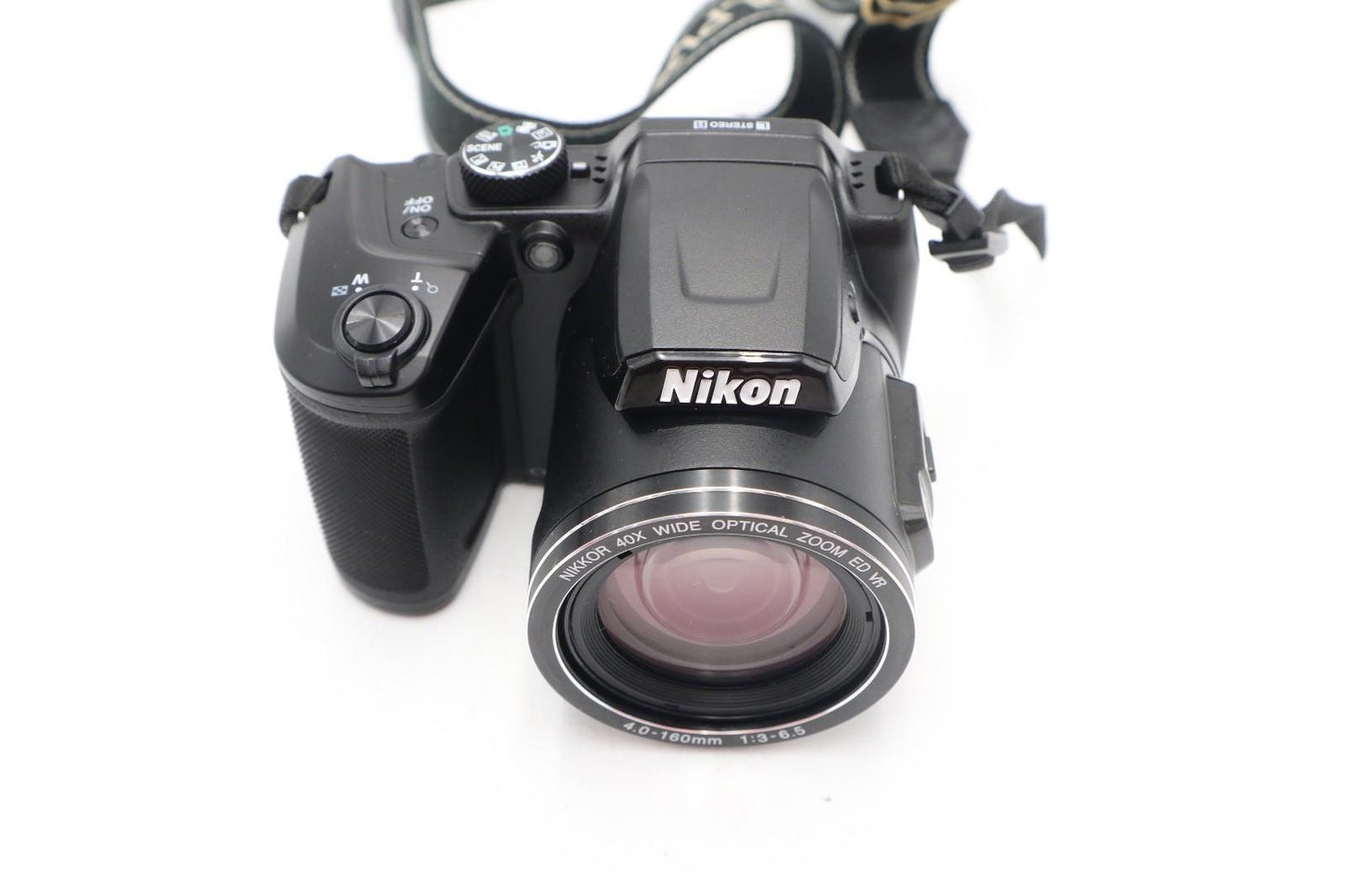 Nikon B500 Bridge Camera 16.0MP, 40x Optical Zoom, Bluetooth, Wi-Fi, V. G. Cond.