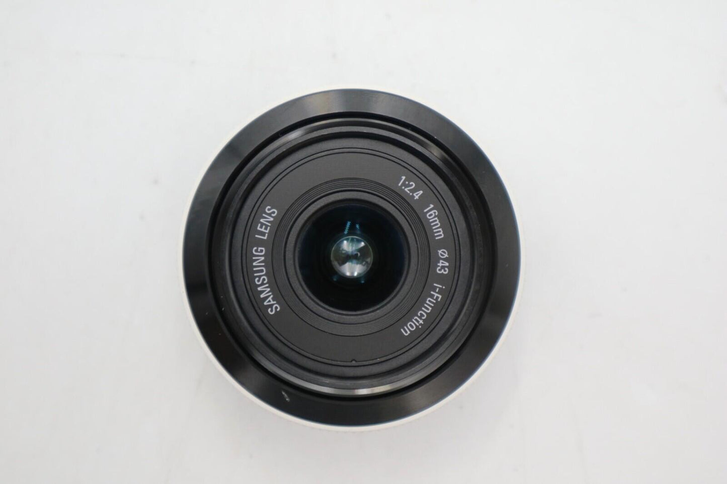 Samsung NX 16mm Lens f/2.4 Very Sharp Prime Wide Angle Pancake Lens, Good Cond.