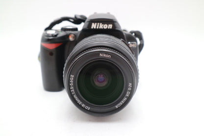 Nikon D40 Camera 6.1MP DSLR with 18-55mm, Shutter Count 20932, Good Condition