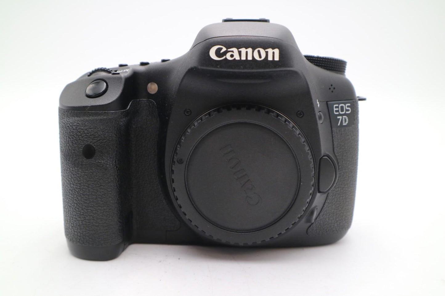 Canon EOS 7D DSLR Camera Body Only, Shutter Count 28077, Very Good Cond.