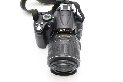 Nikon D5000 DSLR Camera 12.3MP Kit with 18-55mm Shutter Count 2573, REFURBISHED
