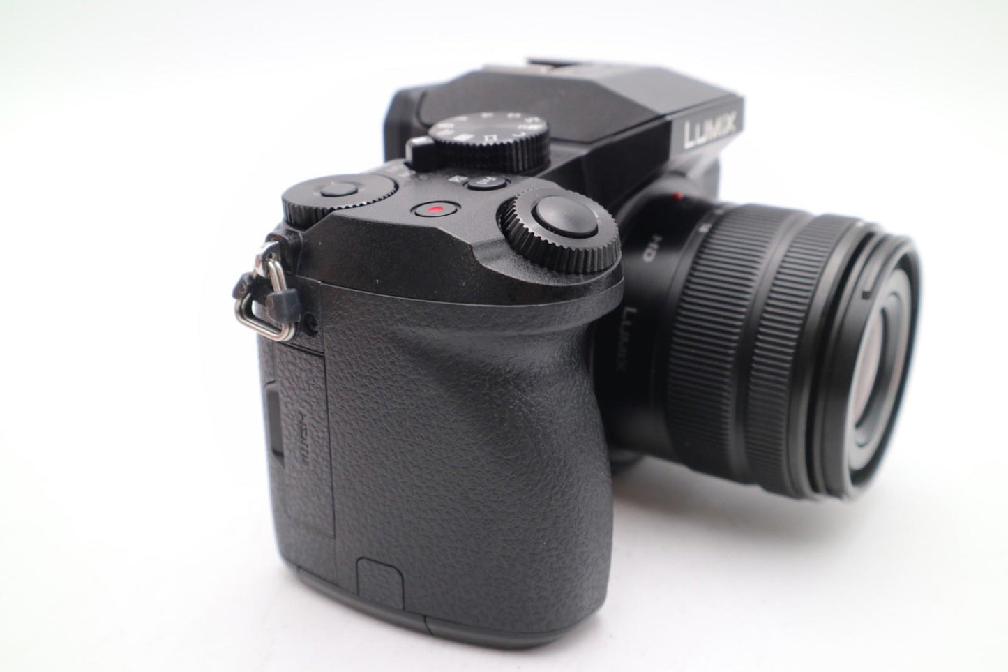 Panasonic G7 Mirrorless Camera 16MP with 14-42mm, Shutter Count 1271 REFURBISHED