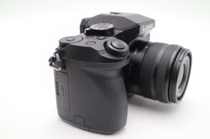 Panasonic G7 Mirrorless Camera 16MP with 14-42mm, Shutter Count 1271 REFURBISHED