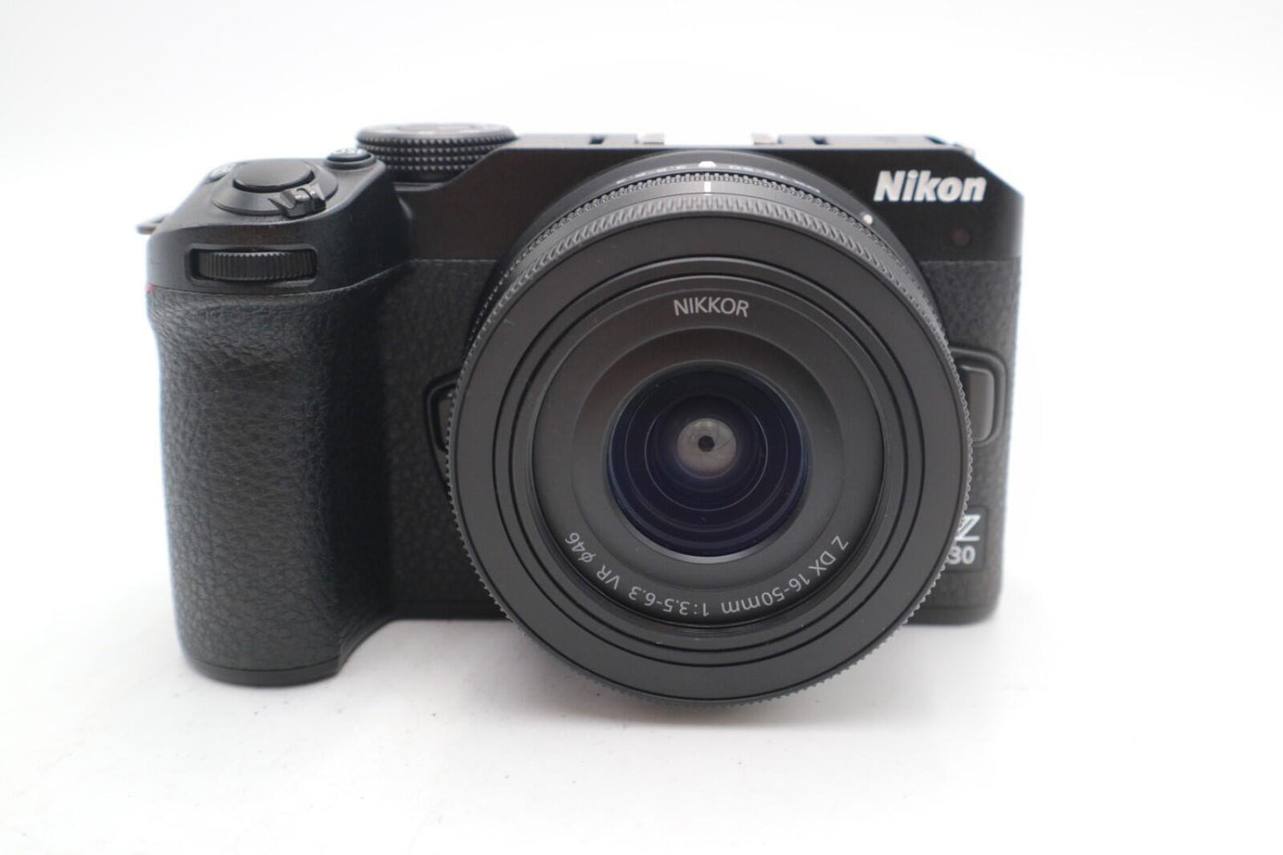 Nikon Z30 Mirrorless Camera 20.9MP with 16-50mm NIKKOR Z DX Shutter Count 212