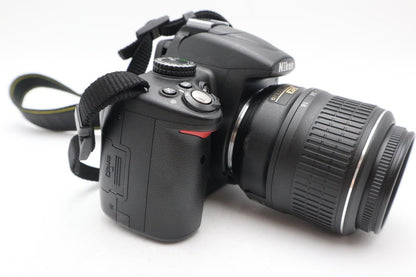 Nikon D5000 DSLR Camera 12.3MP Kit with 18-55mm Shutter Count 2573, REFURBISHED