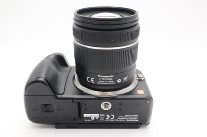 Panasonic G5 Mirrorless Camera 16MP with 14-42mm, Shutter Count 3947, V.G. Cond.