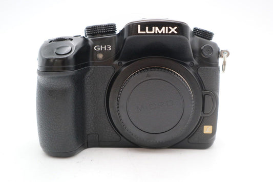 Panasonic GH3 Mirrorless Camera 16MP Body Only, Shutter Count 1971, Good Cond.