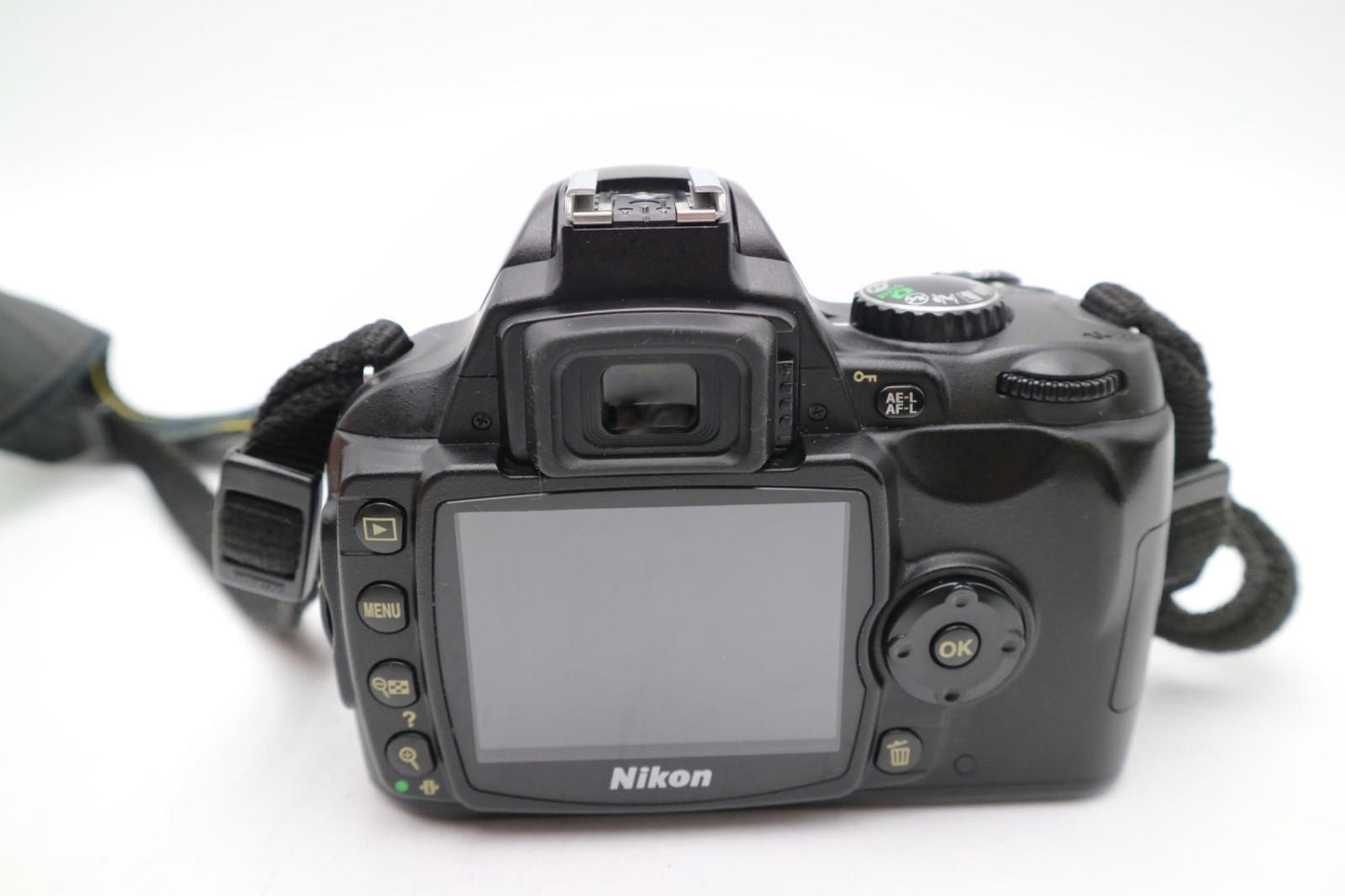 Nikon D40x Camera 10.2MP DSLR with 18-55mm, Shutter Count 10657, Good Condition