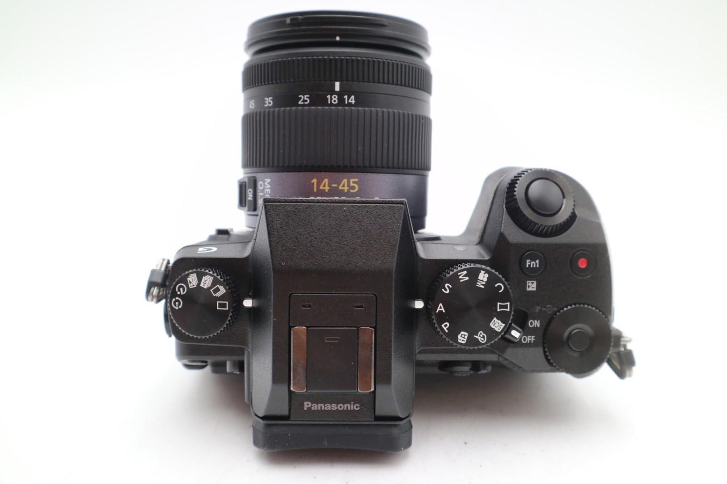 Panasonic G7 Mirrorless Camera 16MP with 14-45mm, Shutter Count 1264 REFURBISHED