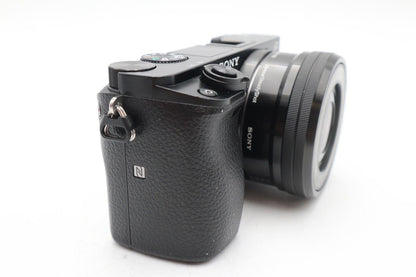 Sony A6000 Mirrorless Camera 24.3MP with 16-50mm Lens, Shutter 4697, Good Cond.