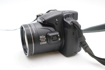 Nikon P600 Bridge Camera 16MP, 60x Optical Zoom, Very Good Condition