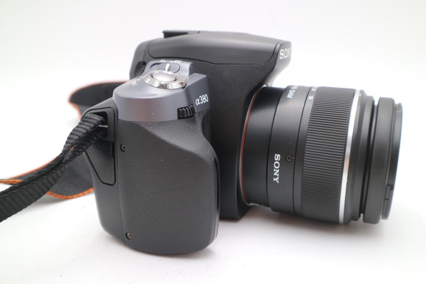Sony A380 DSLR Camera 14.2MP with 18-55mm, Shutter Count 1142, Good Condition