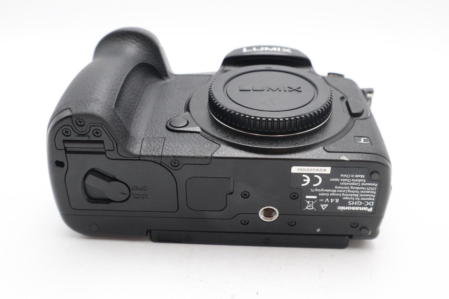 Panasonic DMC-GH5 Mirrorless Camera 20MP Body Only, Shutter 7400, G. REFURBISHED