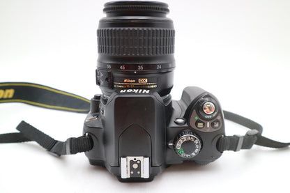 Nikon D40 Camera 6.1MP DSLR with 18-55mm, Shutter Count 20932, Good Condition